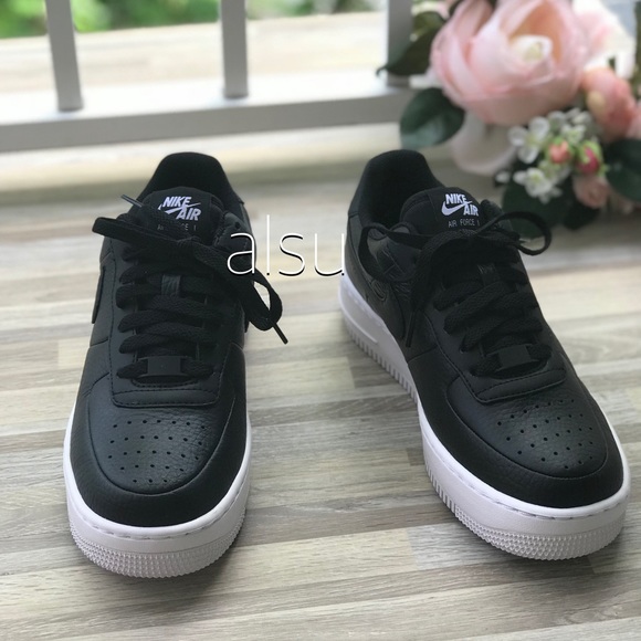 Nike Air Force 1 Upstep Black Leather WMNS - Picture 3 of 8